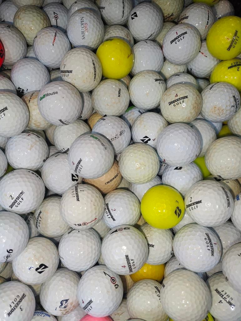 Bridgestone golfballen 100 stuks, Sport en Fitness, Golf, Ophalen of Verzenden, Bal(len)