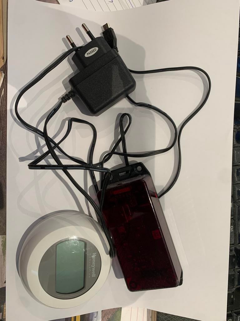 thermostaat met wifi, Doe-het-zelf en Verbouw, Verwarming en Radiatoren, Ophalen of Verzenden, Gebruikt