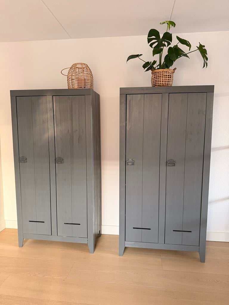 2x Woood lockerkast grijs - 95x44x190 cm, Huis en Inrichting, Kasten | Lockerkasten, Ophalen, Gebruikt