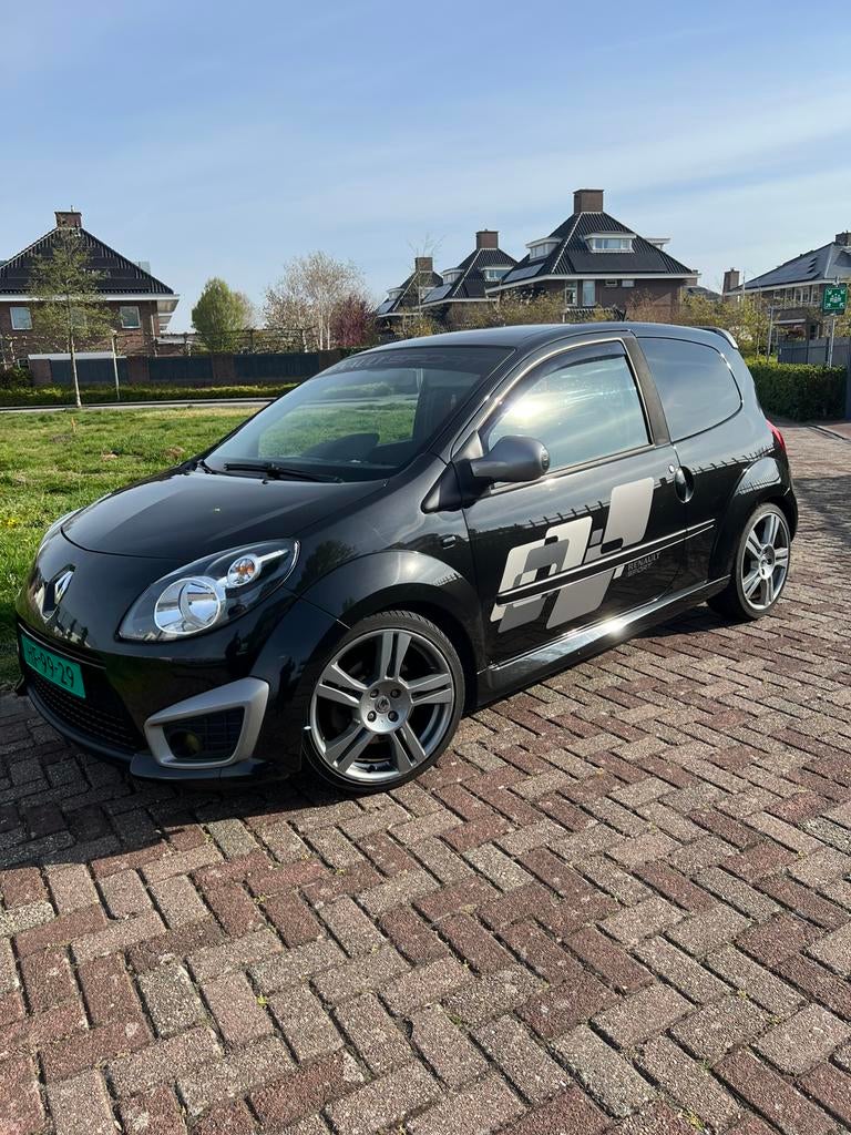 Renault Twingo 1.6 16V RS 2009 Zwart, Voorwielaandrijving, Twingo, 40 €/maand, 4 cilinders