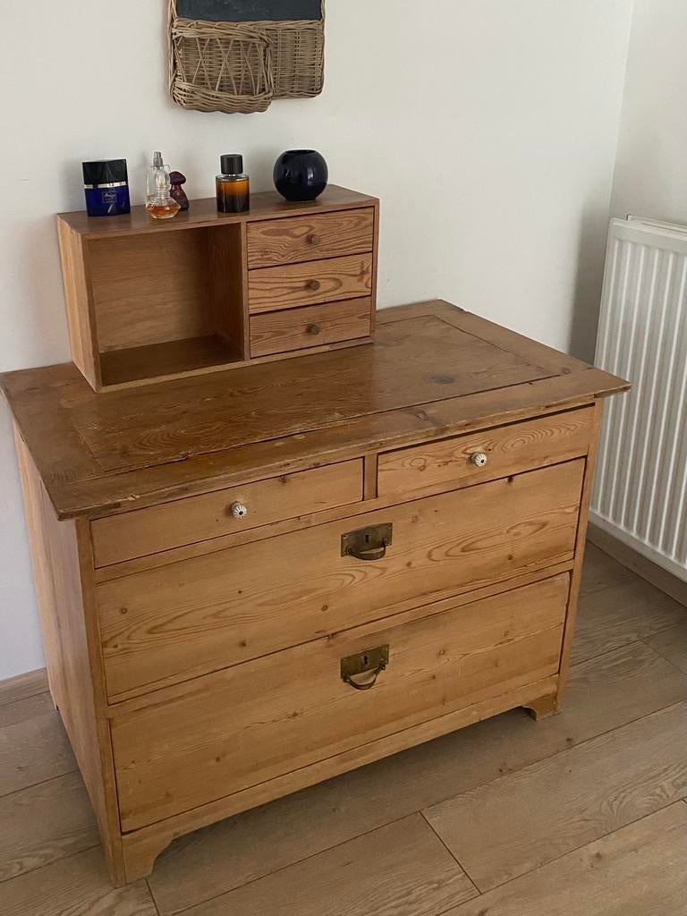 Oud kastje, Antiek en Kunst, Antiek | Meubels | Kasten, Ophalen