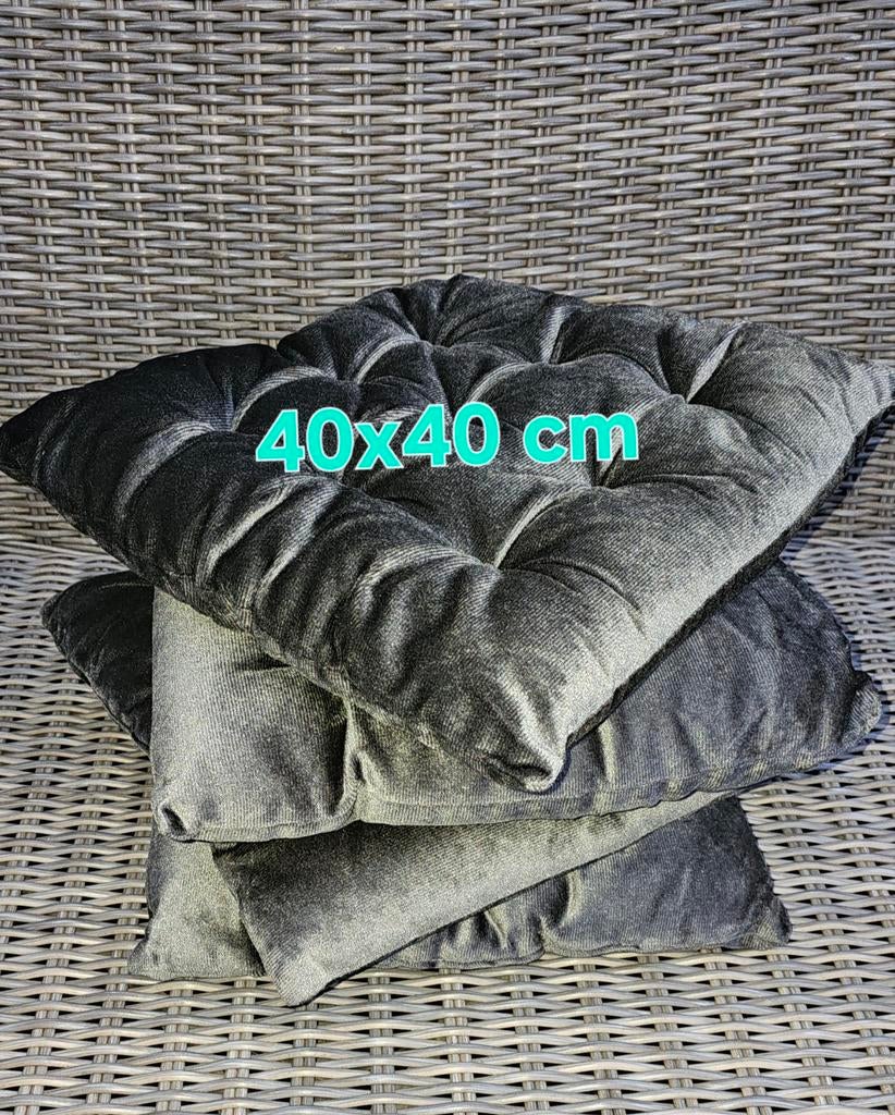 Sierkussen, sierkussens, zilverkleurige kussens, grijze, Huis en Inrichting, Woonaccessoires | Kussens, Ophalen of Verzenden, Zo goed als nieuw