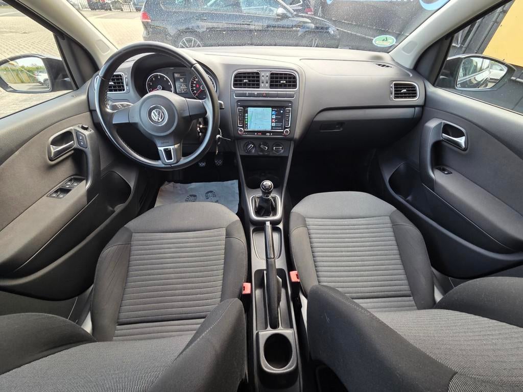 Volkswagen POLO 1.4-16V Highline/APPLE CARPLAY, Voorwielaandrijving, 86 pk, Gebruikt, 4 cilinders