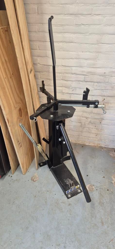 Datona banden apparaat., Ophalen