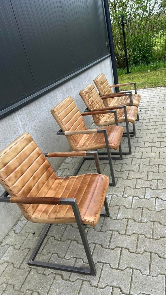 Eetkamer stoelen echt leer 4st, Ophalen, Zo goed als nieuw, Leer