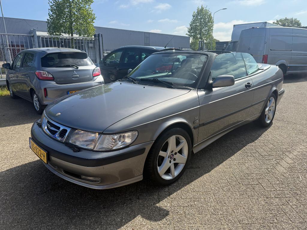 Saab 9-3 2.0 T Cabrio 2001 Grijs apk 3 -2027!, Auto's, Saab, Voorwielaandrijving, 4 cilinders, Cabriolet, 4 stoelen