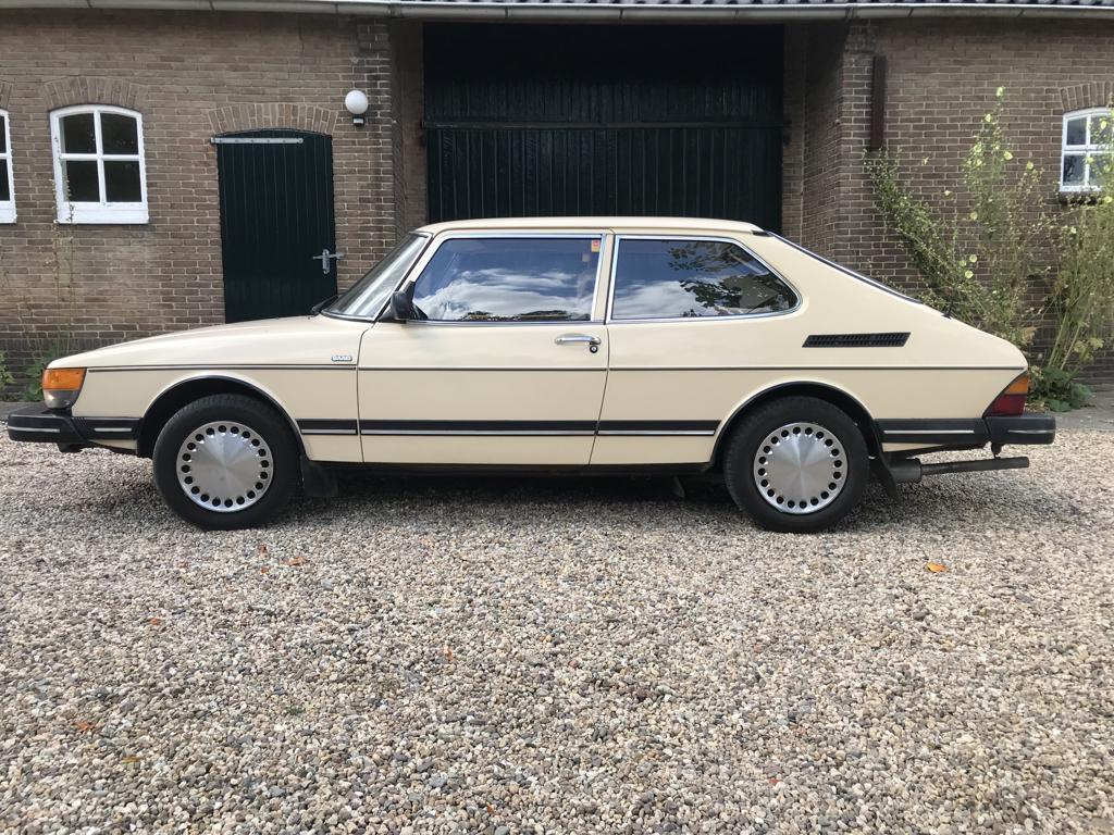 Saab 900i, Auto's, Saab, Voorwielaandrijving, Stof, 4 cilinders, Beige