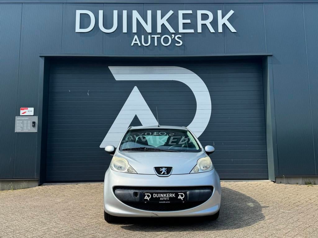 Peugeot 107 1.0-12V XS Urban Move, Voorwielaandrijving, Stof, Gebruikt, Zwart