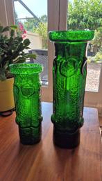 Fraaie groene vintage vazen, Huis en Inrichting, Woonaccessoires | Vazen, Ophalen of Verzenden, Minder dan 50 cm, Groen, Glas