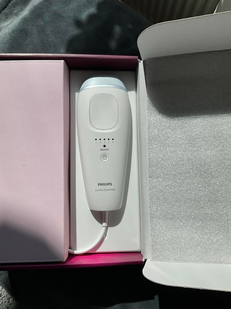 Philips Lumea Essential IPL ontharingsapparaat, Ophalen of Verzenden, Nieuw, Scheren en Epileren