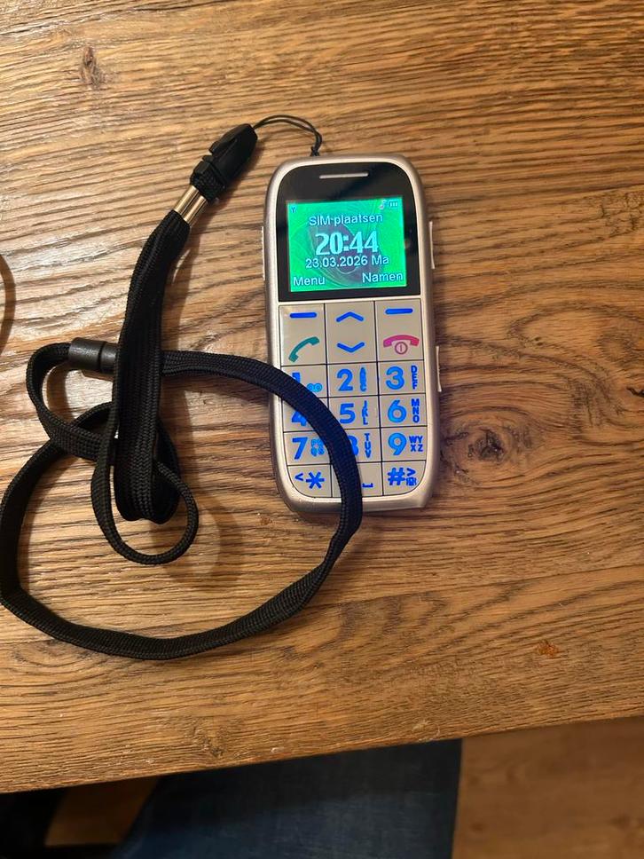 Senioren Mobiele Telefoon Profoon met Oplaadstation, Telecommunicatie, Mobiele telefoons | Overige merken, Zo goed als nieuw, Zonder abonnement