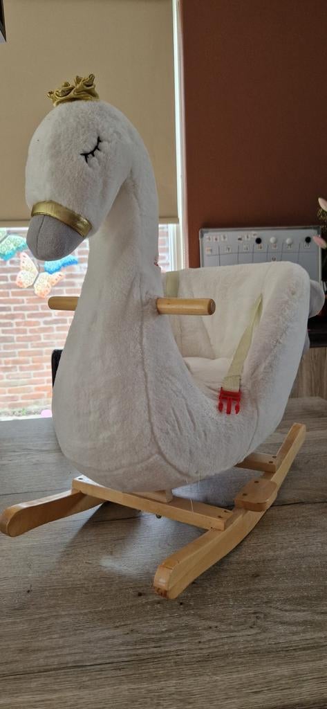 Hobbel Zwaan, Ophalen