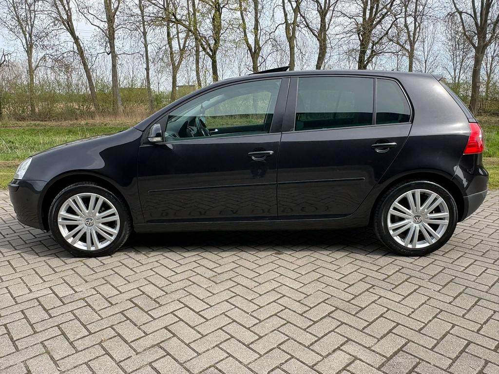 GOLF 1.6 / SPORTLINE / APPLE CAR / TREKHAAK / NW DISTR /APK, Voorwielaandrijving, Stof, 4 cilinders, Met garantie (alle)