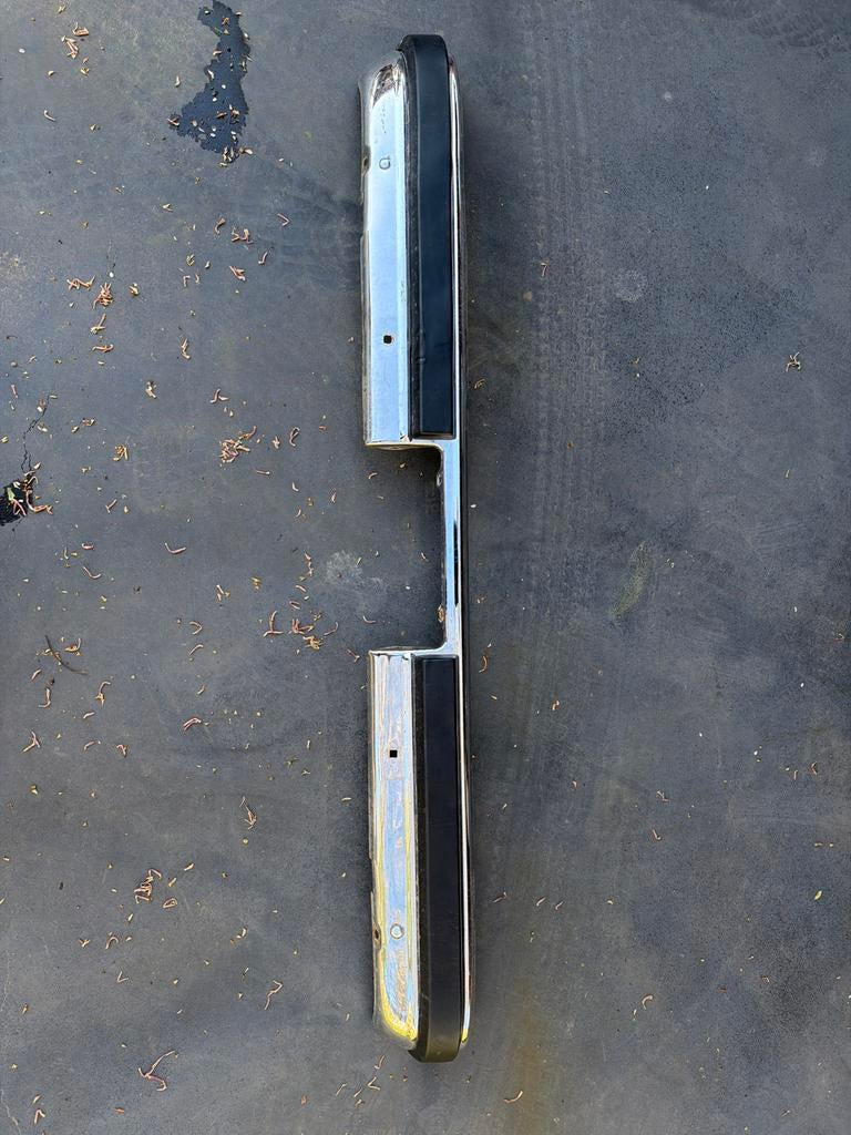Chromen Bumper - chevrolet Blazer Suburban, Auto-onderdelen, Carrosserie en Plaatwerk, Gebruikt, Chevrolet, Ophalen of Verzenden