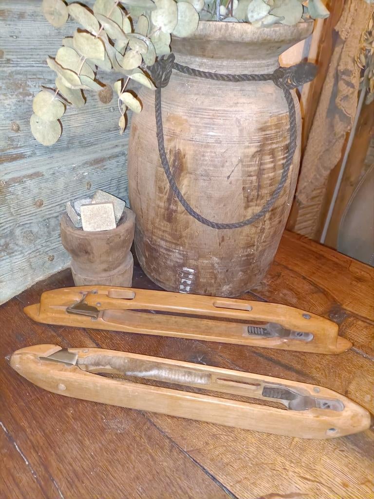 2 leuke brocante oude voor naai klossen garen MOET WEG, Antiek en Kunst, Ophalen of Verzenden