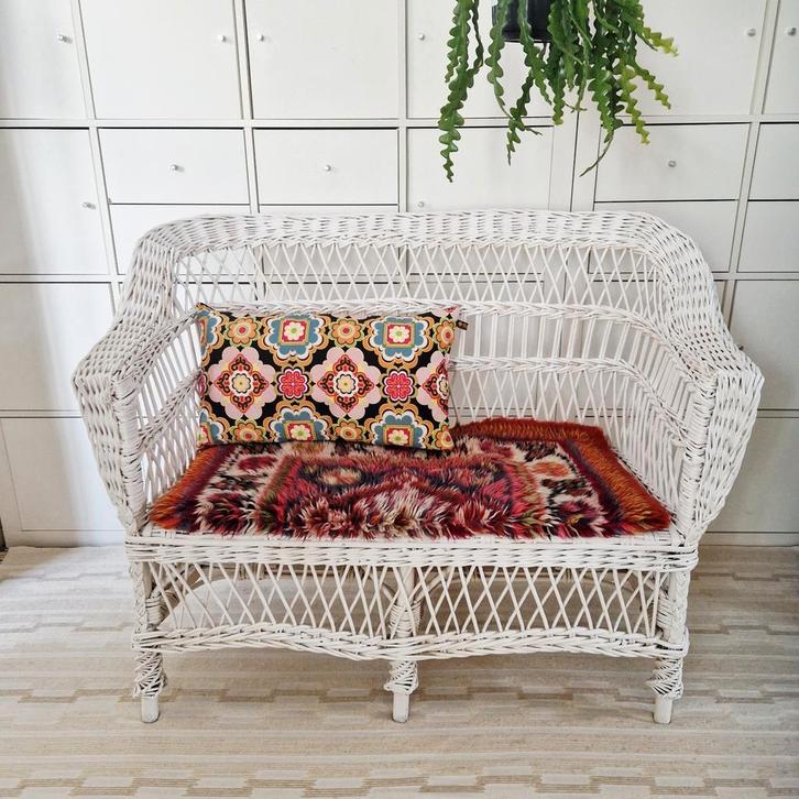 Vintage rotan bankje, Huis en Inrichting, Banken | Bankstellen, Rechte bank, Tweepersoons, Minder dan 150 cm, Riet of Rotan, Ophalen of Verzenden