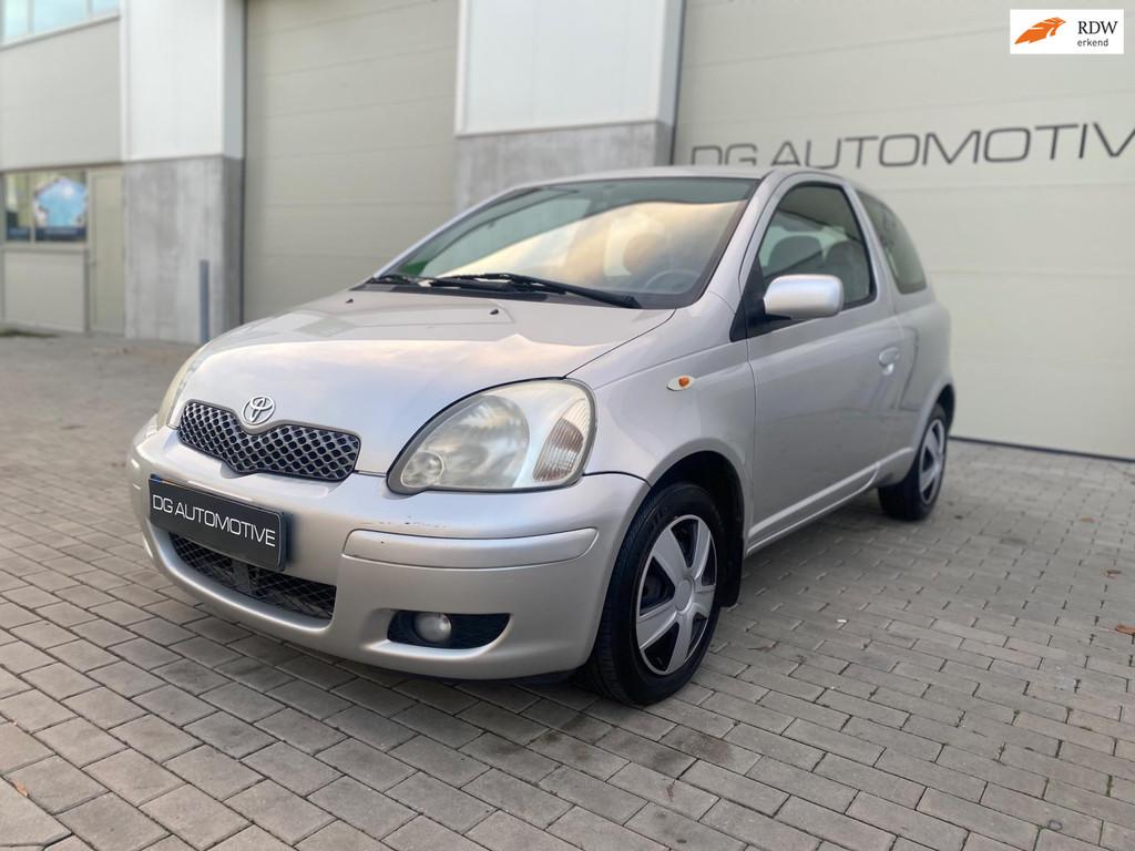 Toyota Yaris 1.0 VVT-i Idols MMT AUTOMAAT APK 16-07-2026 ELE, Gebruikt, 4 cilinders, 400 kg, Bedrijf