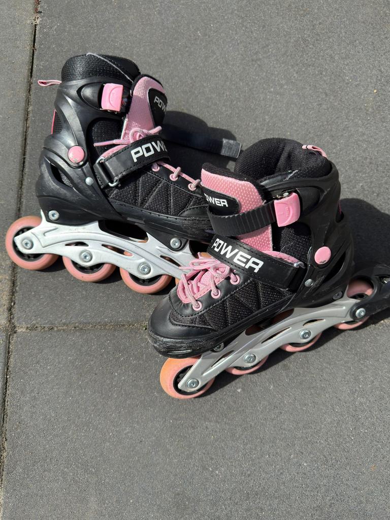 Skeelers maat 30/33, Sport en Fitness, Overige merken, Kinderen, Ophalen of Verzenden, Inline skates 4 wielen