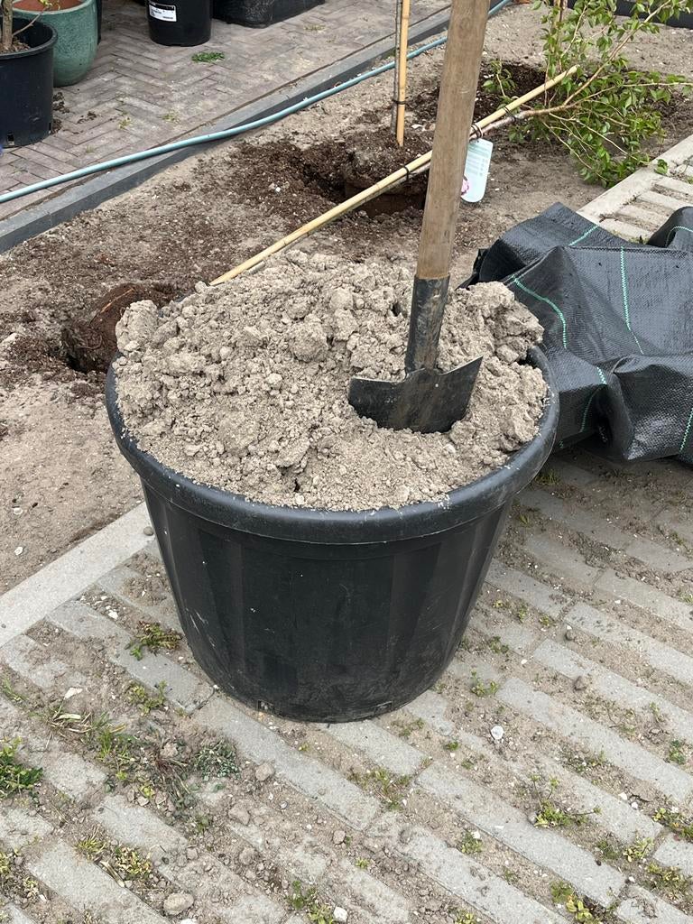 Gratis af te halen: pallets, graszoden, grond, plastic potte, Tuin en Terras, Ophalen of Verzenden, Overige typen