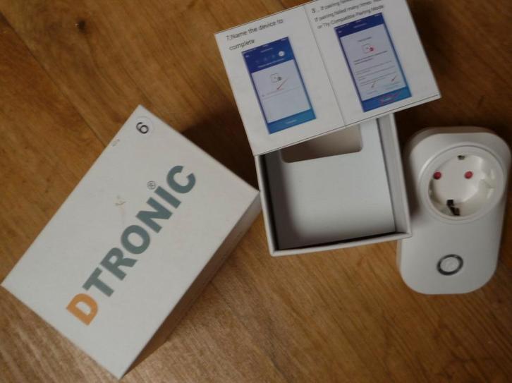SLIM STOPCONTACT dtronic 1 - 2 - 3 of 4 stuks te koop, Doe-het-zelf en Verbouw, Elektra en Kabels, Ophalen of Verzenden