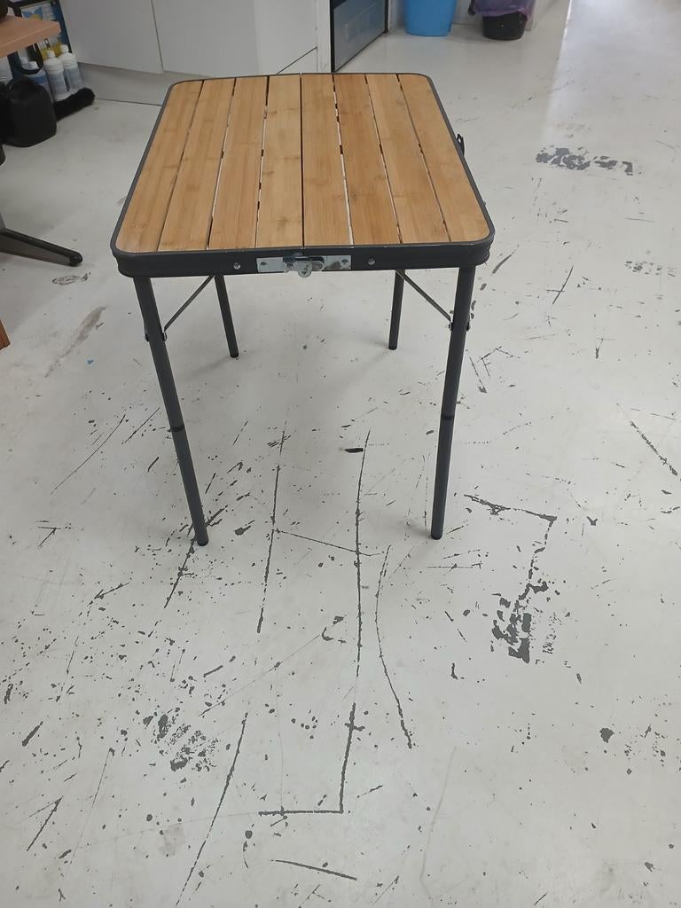 Compacte campingtafel / tuintafel, Ophalen of Verzenden, Campingtafel