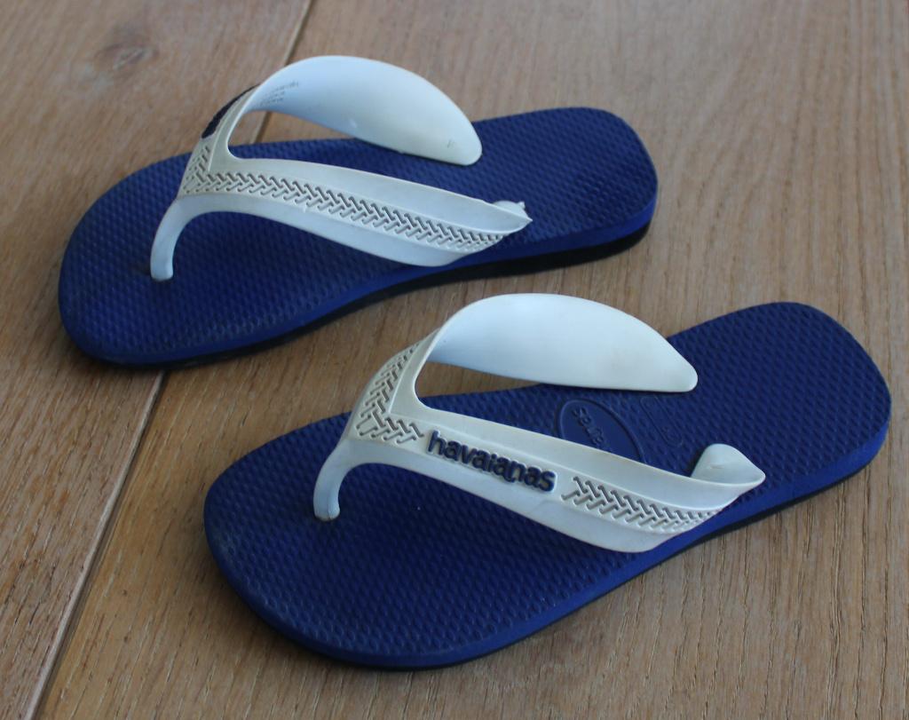 Havaianas slippers maat BRA 29/30 EUR 31/32, Overige typen, Ophalen of Verzenden, Zo goed als nieuw, Jongen