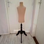 Vintage kinder paspop / etalagepop op houten standaard, Ophalen, Gebruikt