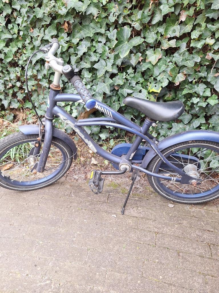 Kinderfietsje blauw, Fietsen en Brommers, Ophalen