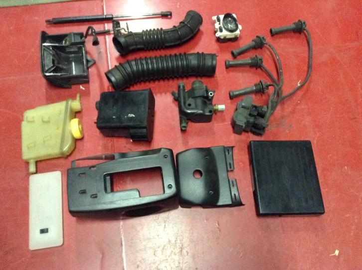 Diversen partij auto onderdelen Ford Escort Mk7, Auto diversen, Auto-accessoires, Nieuw, Ophalen of Verzenden