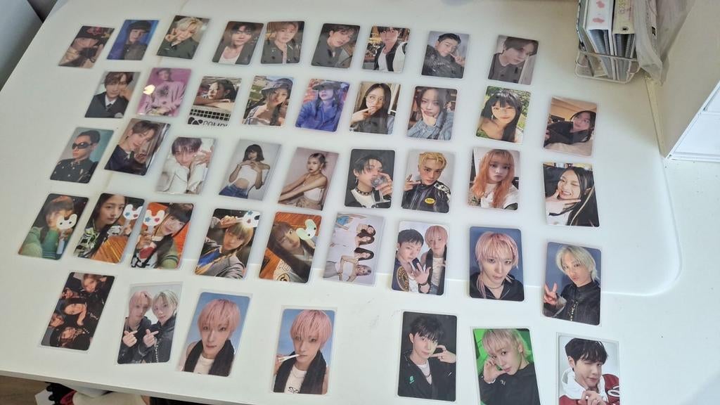 Kpop Photocard Collectie - Diverse Groepen en Leden, Ophalen of Verzenden, Overige figuren, Zo goed als nieuw, Plaatje, Poster of Sticker