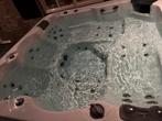 Super nette goedwerkende jacuzzi, Tuin en Terras, Bubbelbaden en Hottubs, Ophalen of Verzenden, Zo goed als nieuw, Vast