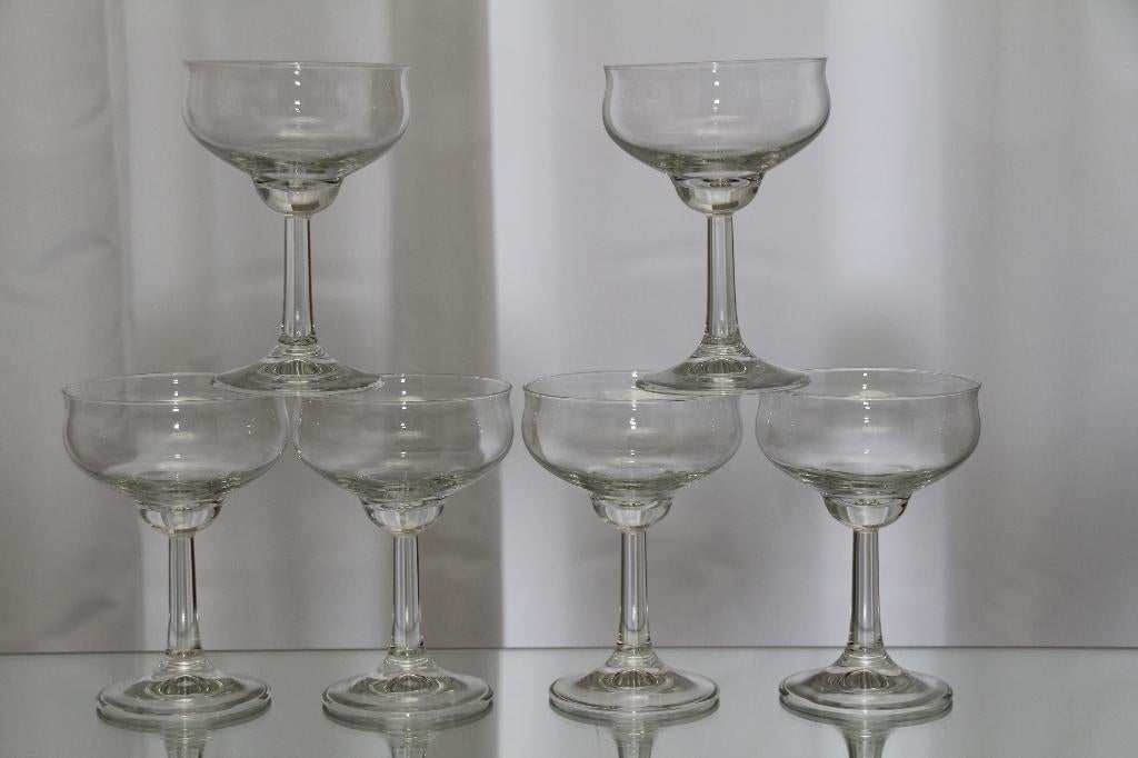 Set (ijs-/champagne)coupes van Leerdam Ambassador, Ophalen