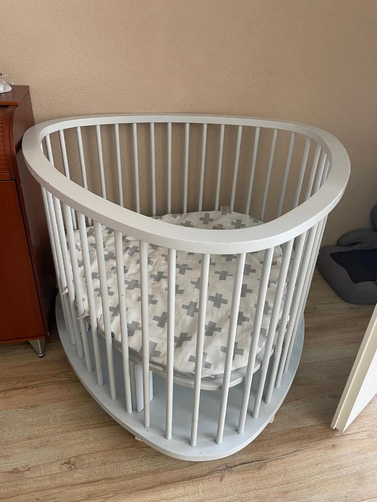 Bopita Tripus driehoekige box op wieltjes incl kleed, Ophalen, Gebruikt, Driehoekig, In hoogte verstelbaar