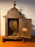 Antieke houten tafelklok met sleutel, Antiek en Kunst, Ophalen of Verzenden