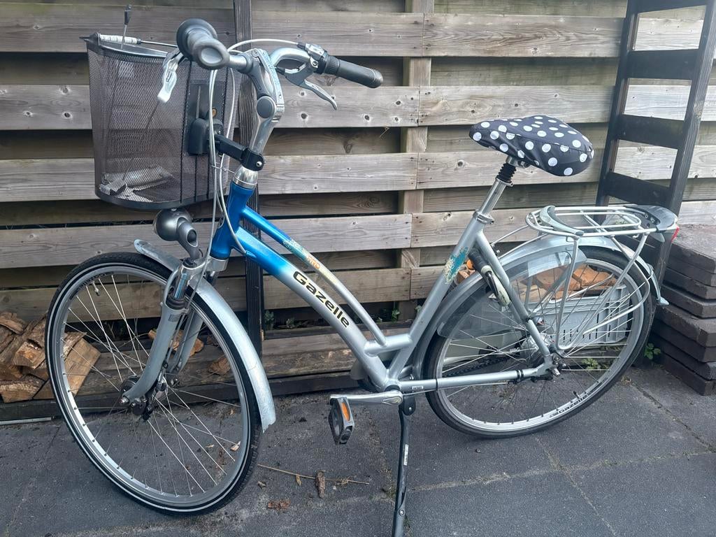 Gazelle Damesfiets - Fietst nog prima!, Fietsen en Brommers, Fietsen | Dames | Damesfietsen, Ophalen, Terugtraprem, Gebruikt, Versnellingen