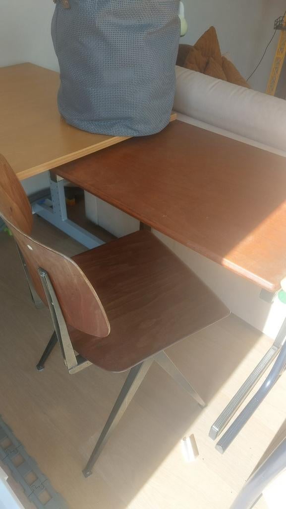 Vintage schoolbankje met stoel - Retro design, Ophalen, Aardrijkskunde