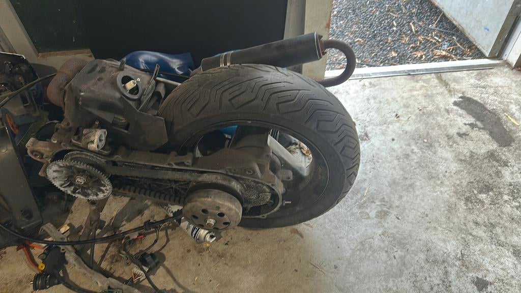 50cc speedfight 2 blok met technigas terugloop uitlaat, Ophalen of Verzenden