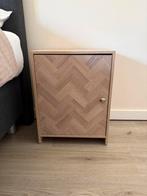 Nachtkastje, Ophalen, Zo goed als nieuw