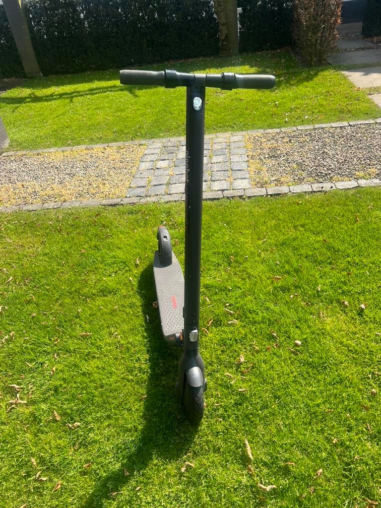 Elektrische step ninebot segway, Ophalen of Verzenden, Zo goed als nieuw, Elektrische step (E-scooter)