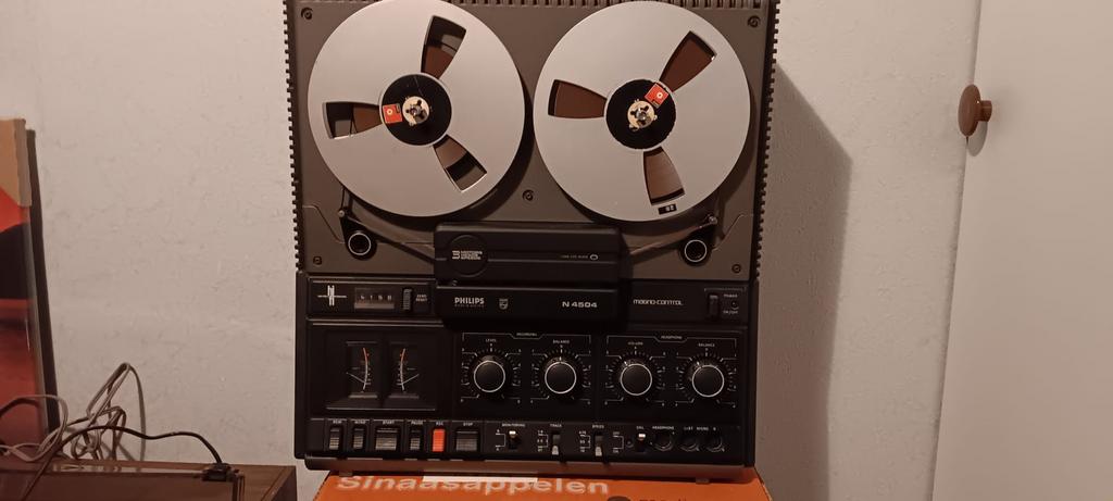 Philips N4504 bandrecorder, Audio, Tv en Foto, Bandrecorders, Ophalen of Verzenden, Bandrecorder, Met stofkap