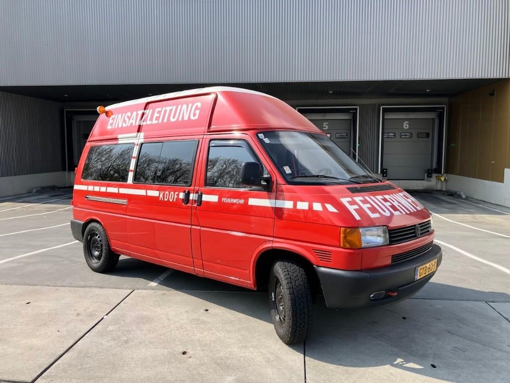 Volkswagen T4 camper 91.537 km gelopen APK 12-2026, Volkswagen, Koelkast, Reservewiel, 5 tot 6 meter