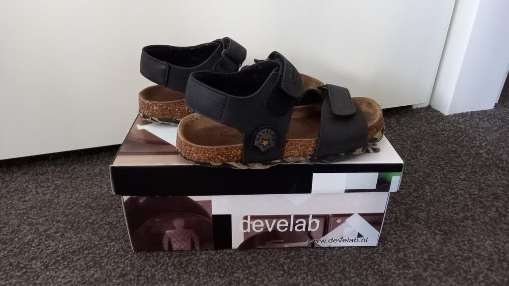 Develab jongens sandalen zwart maat 30, Gebruikt, Develab, Schoenen, Ophalen of Verzenden