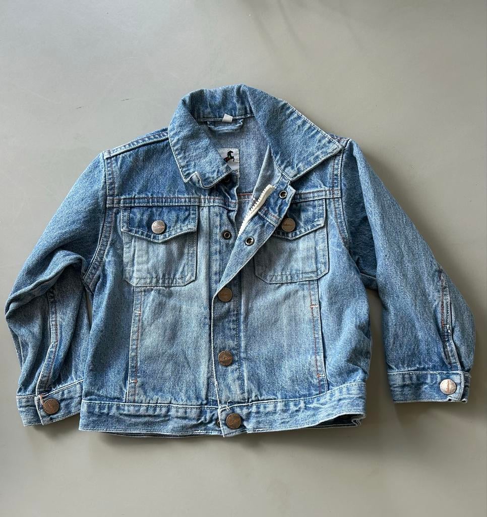 Stoer spijkerjasje maat 98, Kinderen en Baby's, Kinderkleding | Maat 98, Ophalen of Verzenden, Zo goed als nieuw, Jongen of Meisje