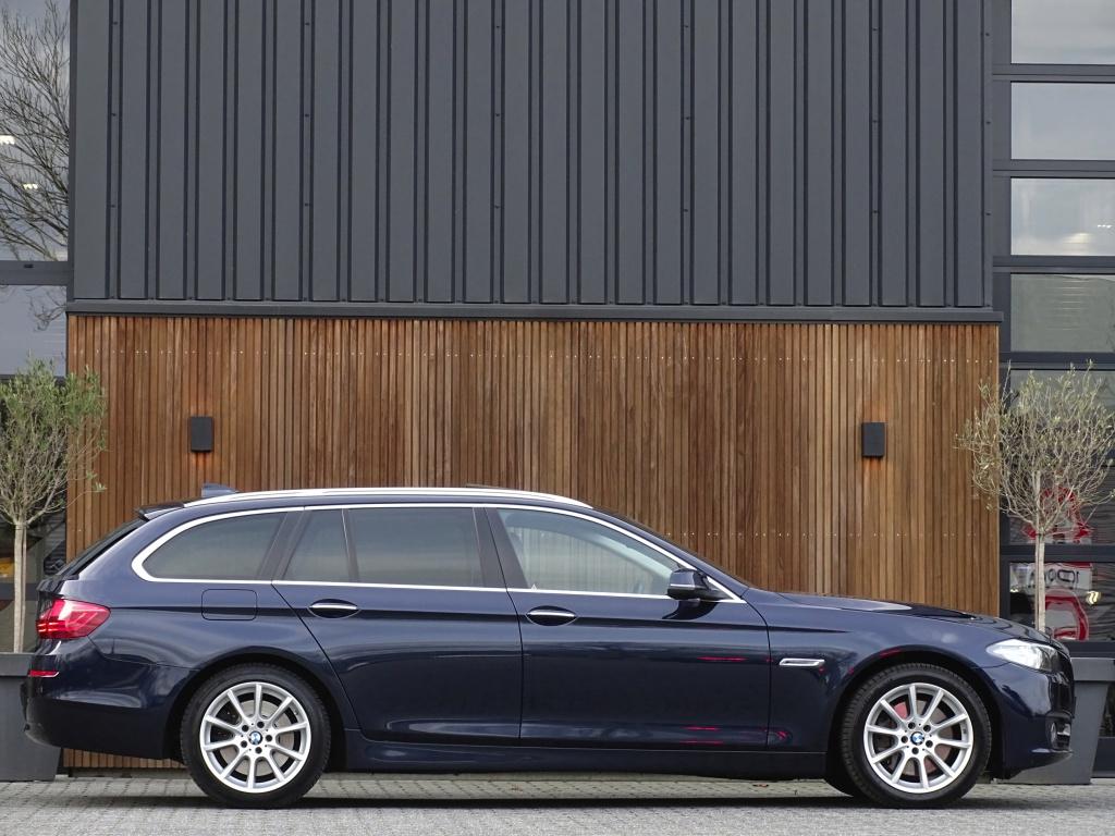 BMW 5 Serie Touring 530xd 259PK / High Executive / LED / LCI, Auto's, BMW, Automaat, Euro 6, 2993 cc, 2000 kg