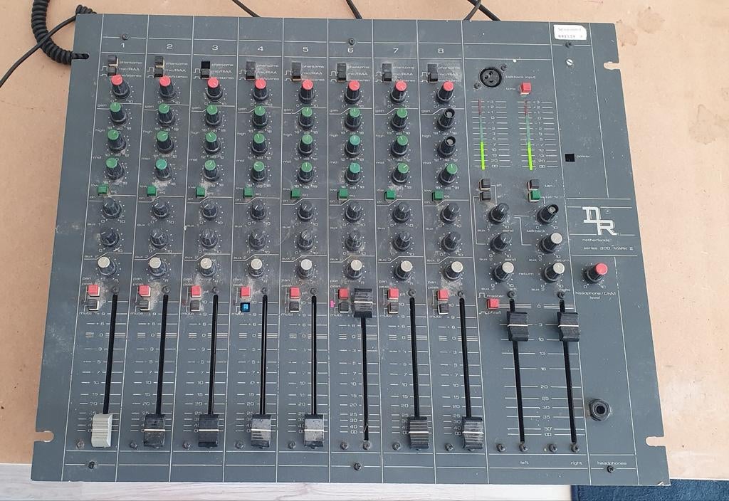 D&R 300 MK II, Muziek en Instrumenten, Mengpanelen, Ophalen, Gebruikt, 5 tot 10 kanalen, Microfooningang