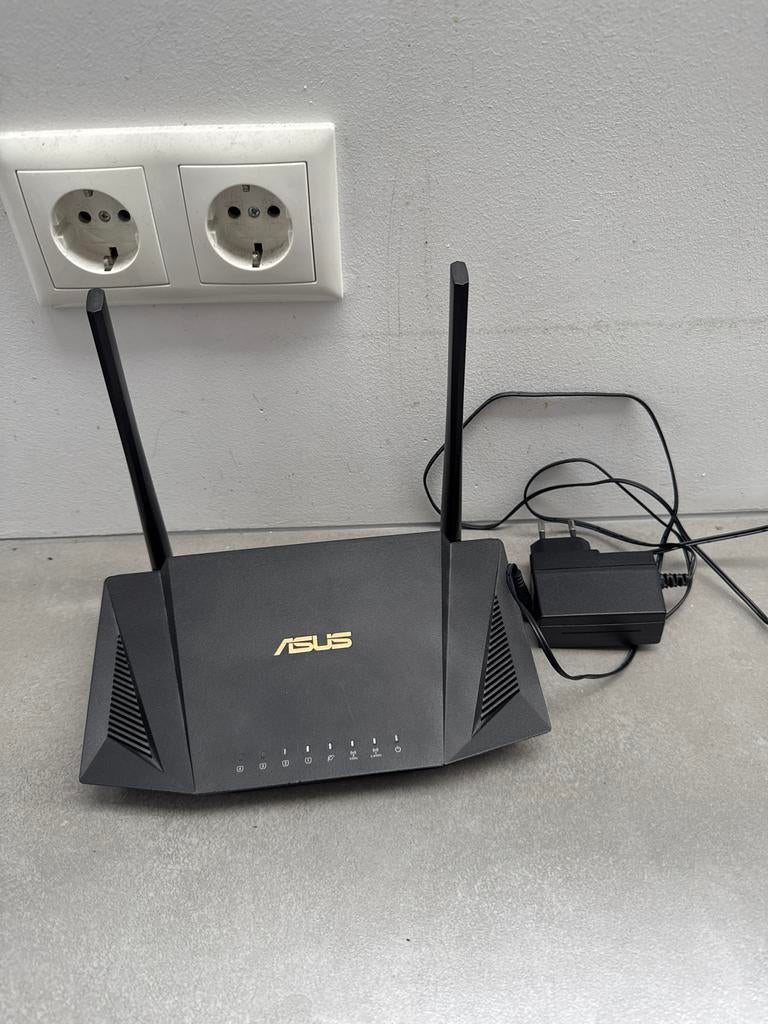 Asus Wireless AX1800 Dual Band Wifi 6 Router, Computers en Software, Routers en Modems, Ophalen of Verzenden, Zo goed als nieuw