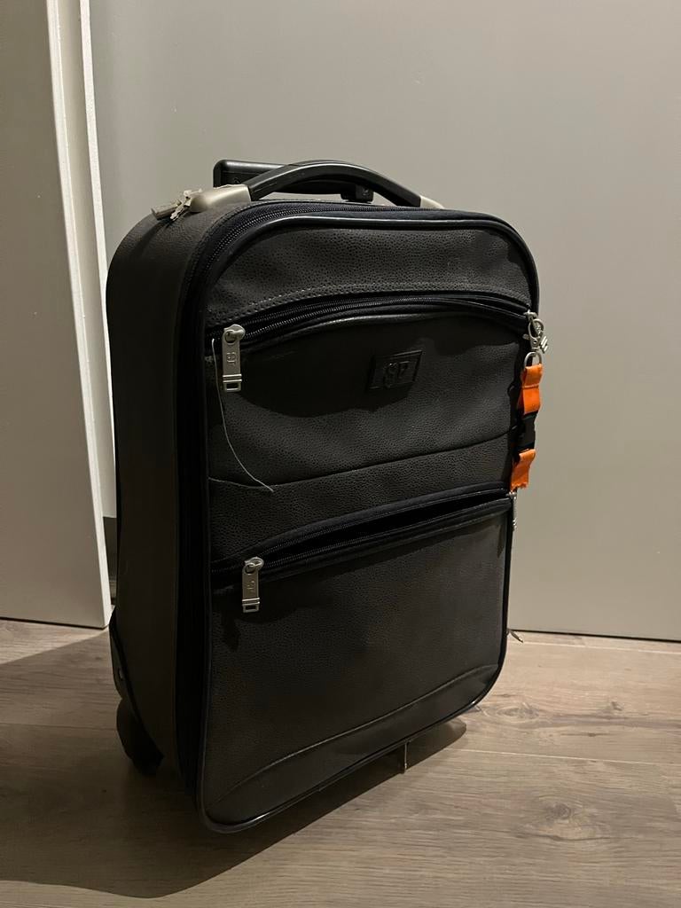 Zwarte koffer met wieltjes en slot, Sieraden, Tassen en Uiterlijk, Koffers, Ophalen, Overige materialen, 50 tot 60 cm, 35 tot 45 cm