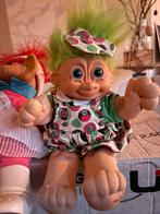 2 grote trollen, Ophalen of Verzenden