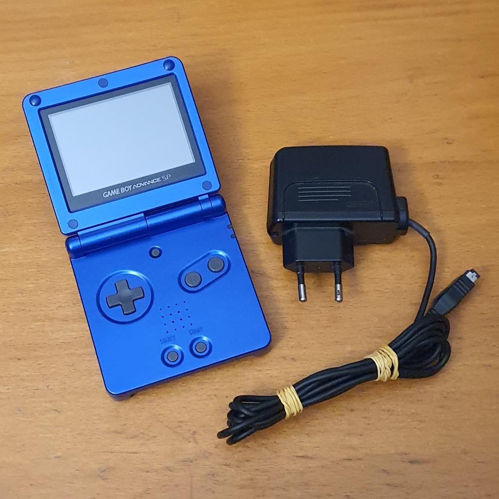 Blauwe Nintendo Game Boy Advance SP met OPLADER, Spelcomputers en Games, Spelcomputers | Nintendo Game Boy, Ophalen of Verzenden