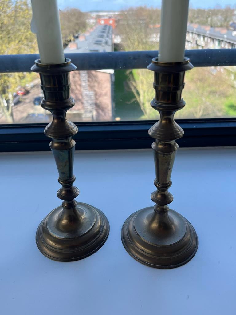 Twee koperen kandelaars, Ophalen, Koper of Brons